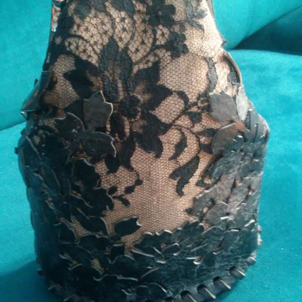 Very fancy small purse - Picture 4 of 4